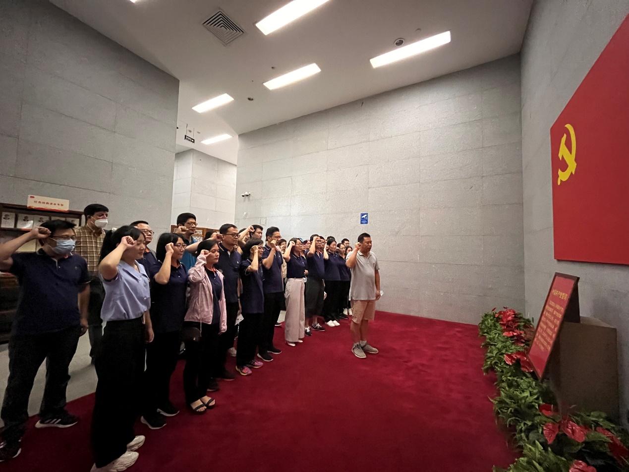 走进辛亥革命纪念馆 ——BV伟德官方网站开展“勇于自我革命，永葆先进纯洁”主题活动